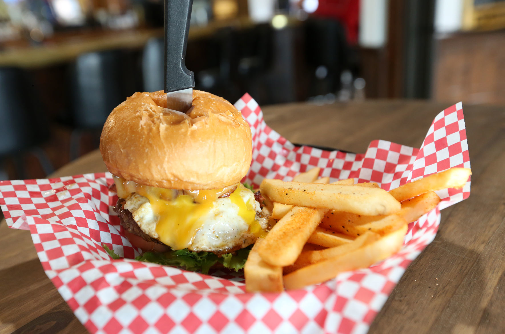 ROXBURY BAR GRILL